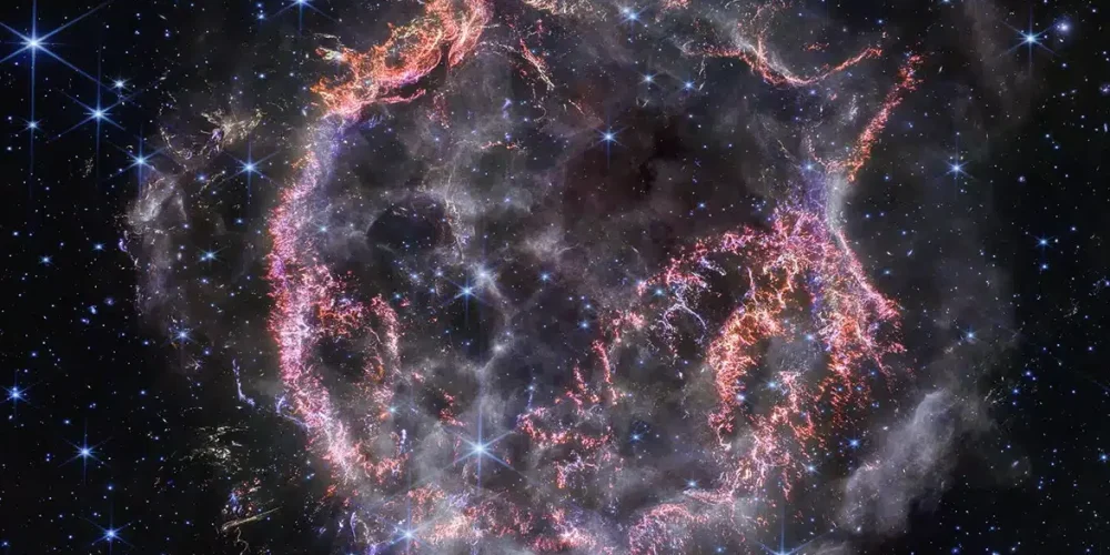 Supernova Casiopea A: las sorprendentes imágenes de Webb