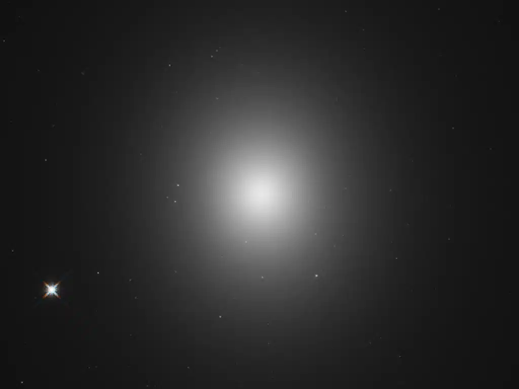 M49, galaxia.