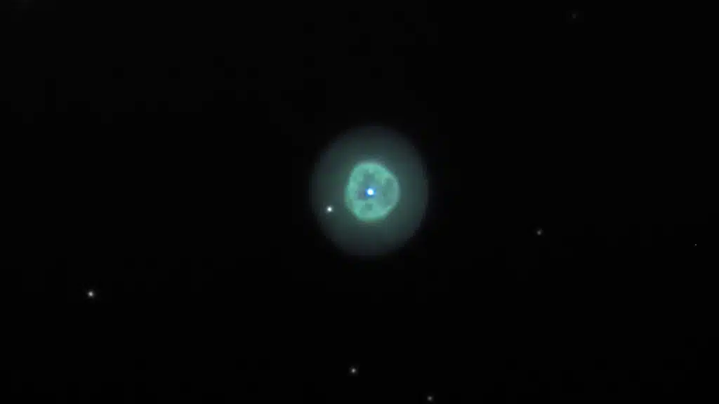 Imagen de NGC 1535, nebulosa Ojo de Cleopatra, en Eridanus.