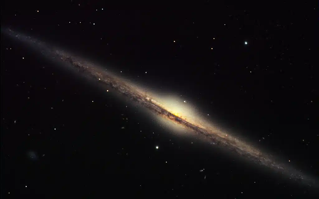 NGC 4565 (Caldwell 36), galaxia "Aguja".