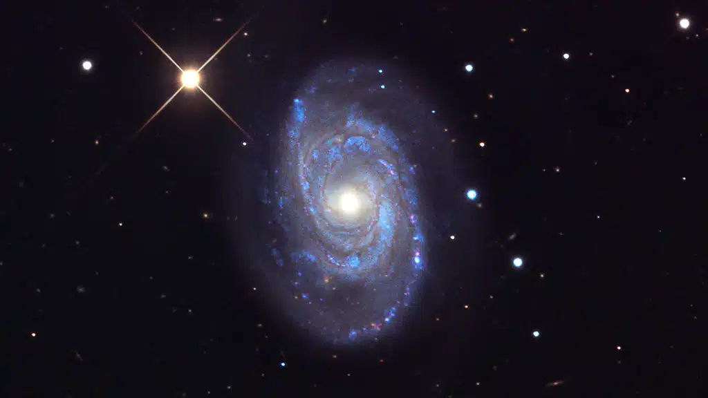 NGC 5371, galaxia.