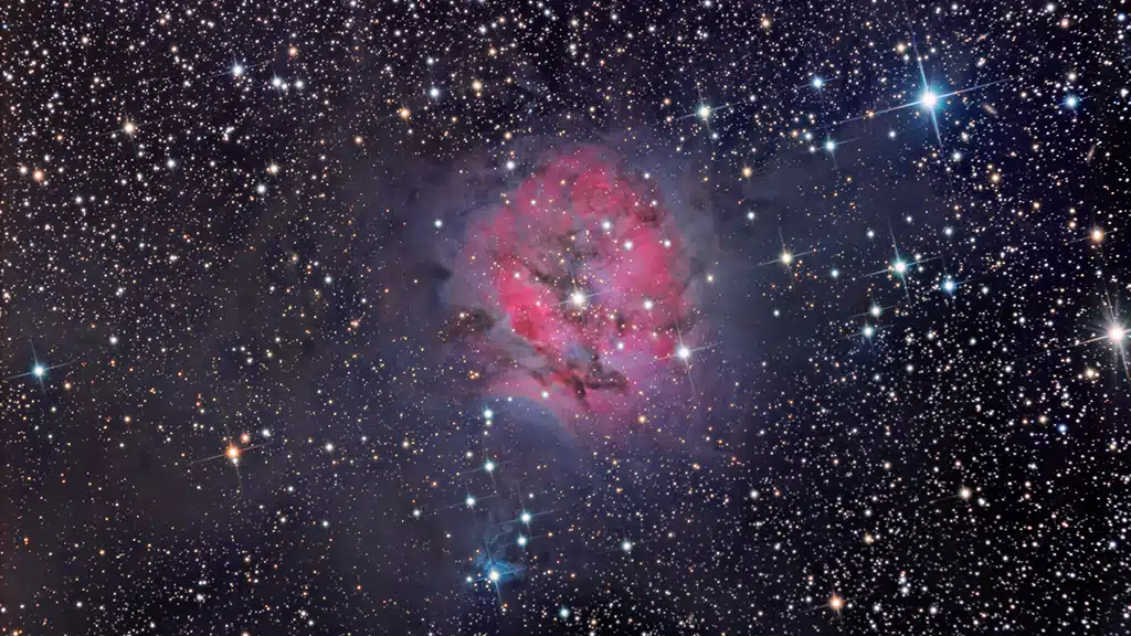 IC 5146 (Caldwell 19), nebulosa "Capullo". Imagen de detalle.