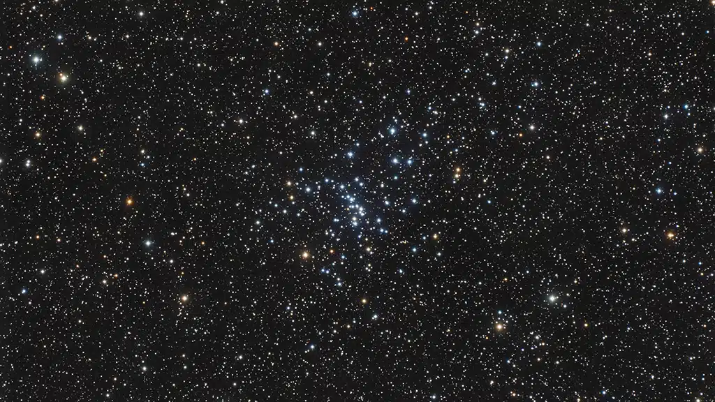 M48 (NGC 2548), cúmulo abierto.