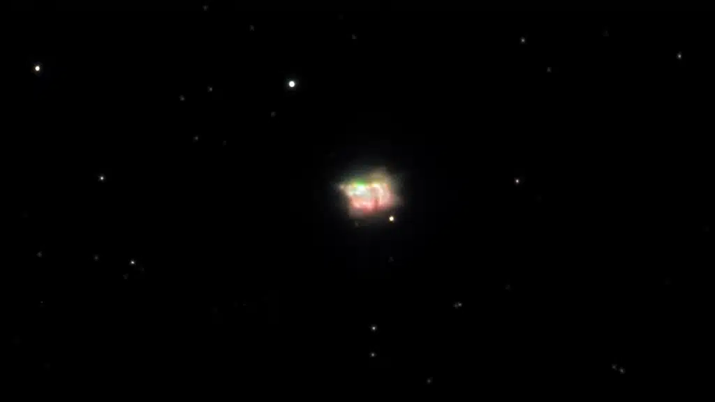 NGC 7027, nebulosa planetaria "Escarabajo Joya".