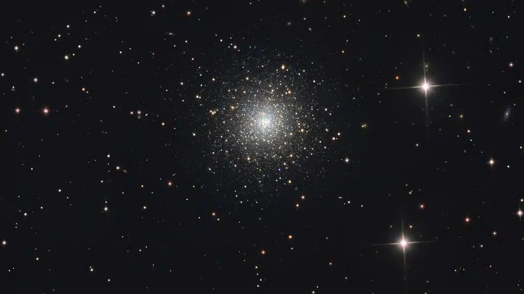 NGC 6229, cúmulo globular.