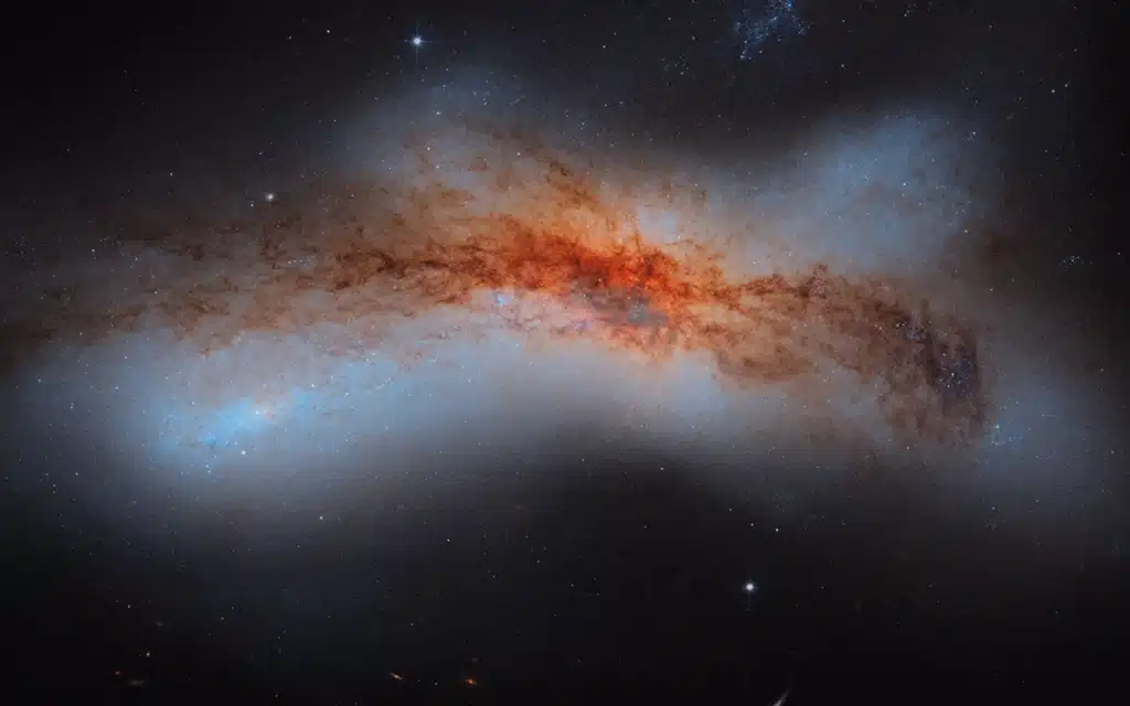 NGC 520, galaxia. Detalle.