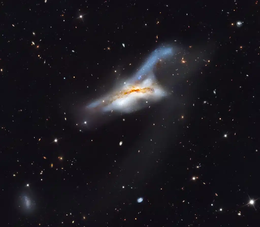 NGC 520, galaxia.