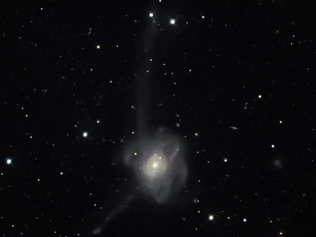 NGC 7252, galaxia "Átomos para la Paz".