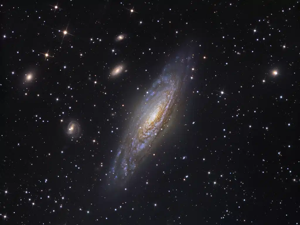 NGC 7331 (Caldwell 30), galaxia.