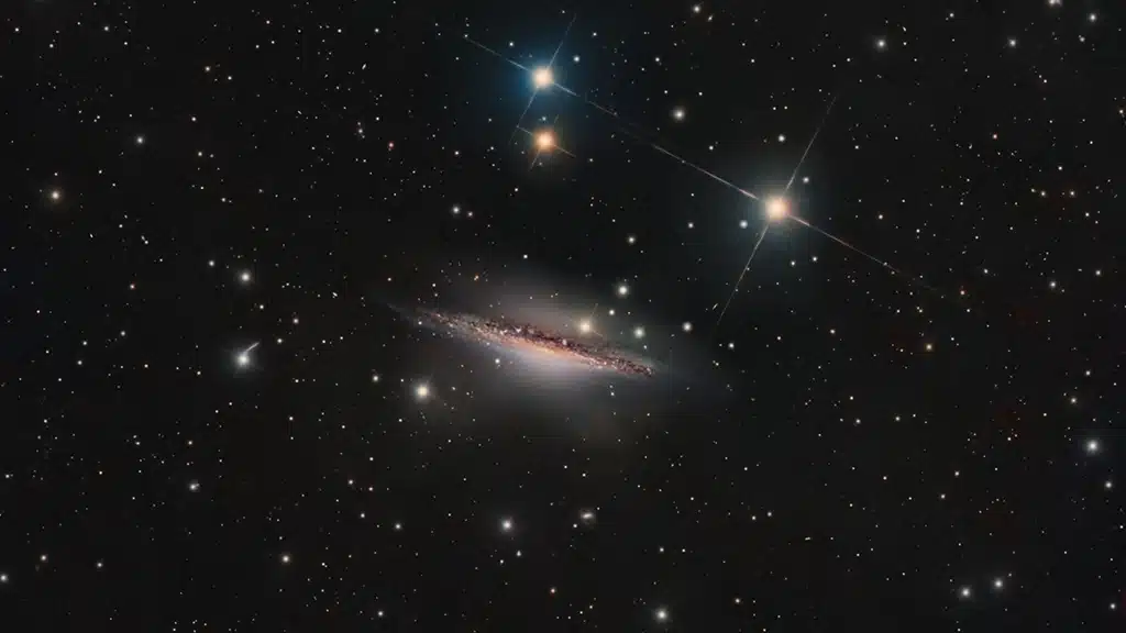 NGC 1055, galaxia. Crédito: Dave Doctor.