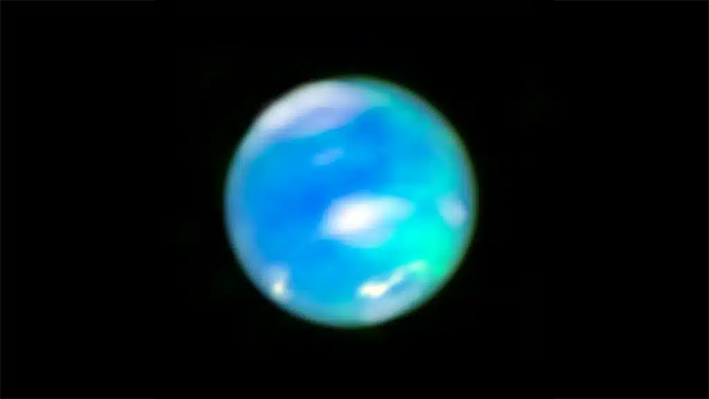 Webb capta por primera vez las auroras de Neptuno.