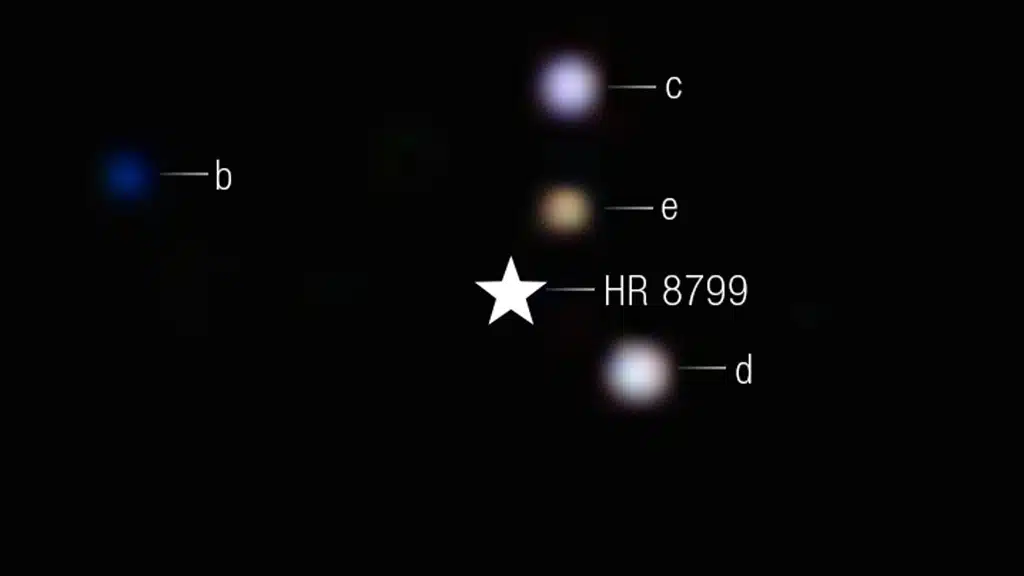 Webb captura imágenes directas del Sistema Planetario HR 8799.