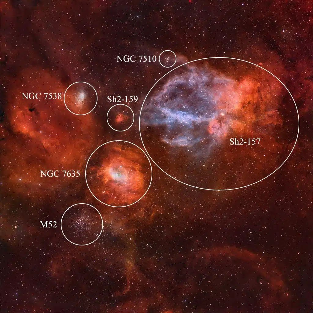 Sh2-157, nebulosa "Pinza de Langosta" y entorno. Crédito: Rolf Geissinger. Círculos y descripciones añadidas.