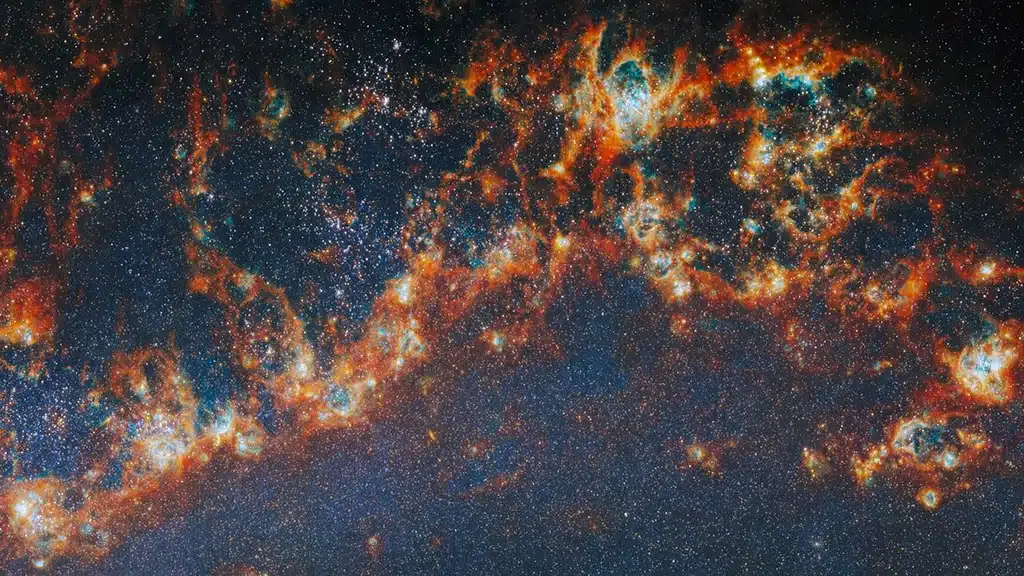 Webb y Hubble estudian miles de cúmulos estelares jóvenes.